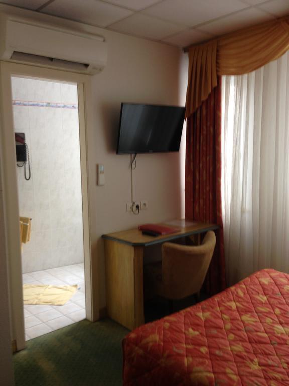 Hotel Union Sarreguemines Exteriör bild