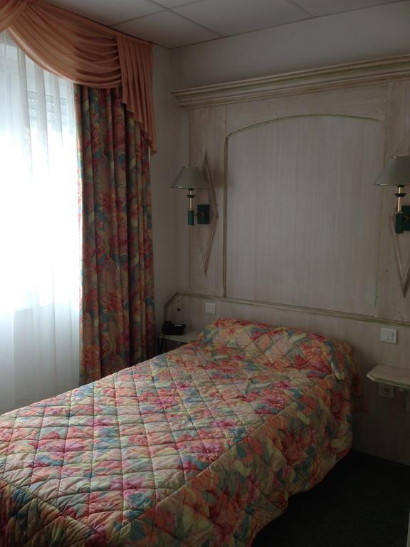 Hotel Union Sarreguemines Exteriör bild