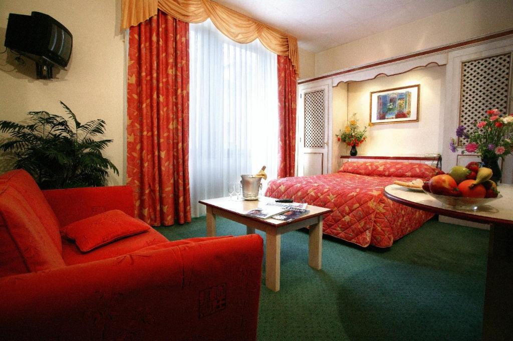 Hotel Union Sarreguemines Exteriör bild